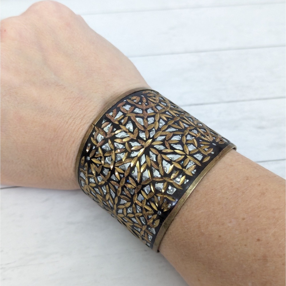 Brass Inlay Cuff Bracelet Metallic Silver Tone Etched Cutout Detail Boho India - Picture 10 of 13